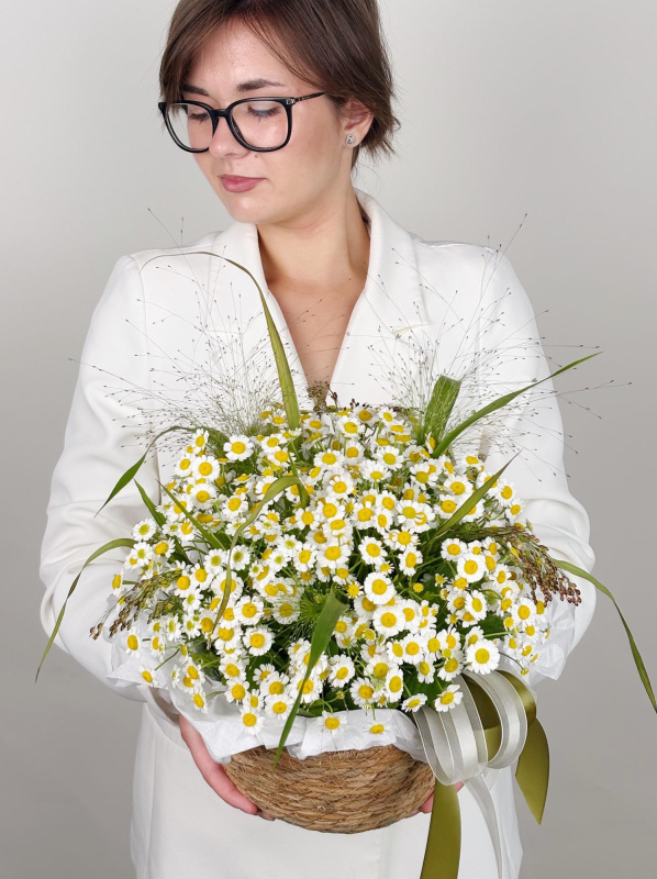 КОРЗИНА С РОМАШКОЙ И ЗЛАКАМИ КОРЗИНА С РОМАШКОЙ И ЗЛАКАМИ