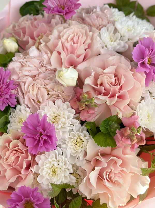 БОЛЬШОЙ ТОРЖЕСТВЕННЫЙ БУКЕТ С ФРАНЦУЗСКОЙ РОЗОЙ, ГОРТЕНЗИЕЙ И ХРИЗАНТЕМОЙ БОЛЬШОЙ ТОРЖЕСТВЕННЫЙ БУКЕТ С ФРАНЦУЗСКОЙ РОЗОЙ, ГОРТЕНЗИЕЙ И ХРИЗАНТЕМОЙ