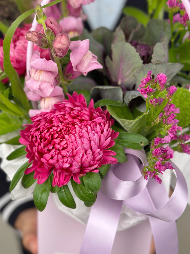 КОМПОЗИЦИЯ В ПАКЕТЕ С РУЧКАМИ КОМПОЗИЦИЯ В ПАКЕТЕ С РУЧКАМИ